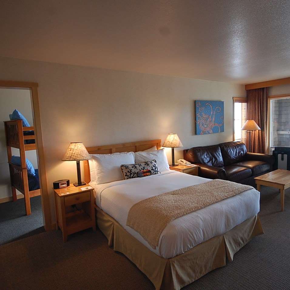 Inn At Cape Kiwanda Pacific City Room photo